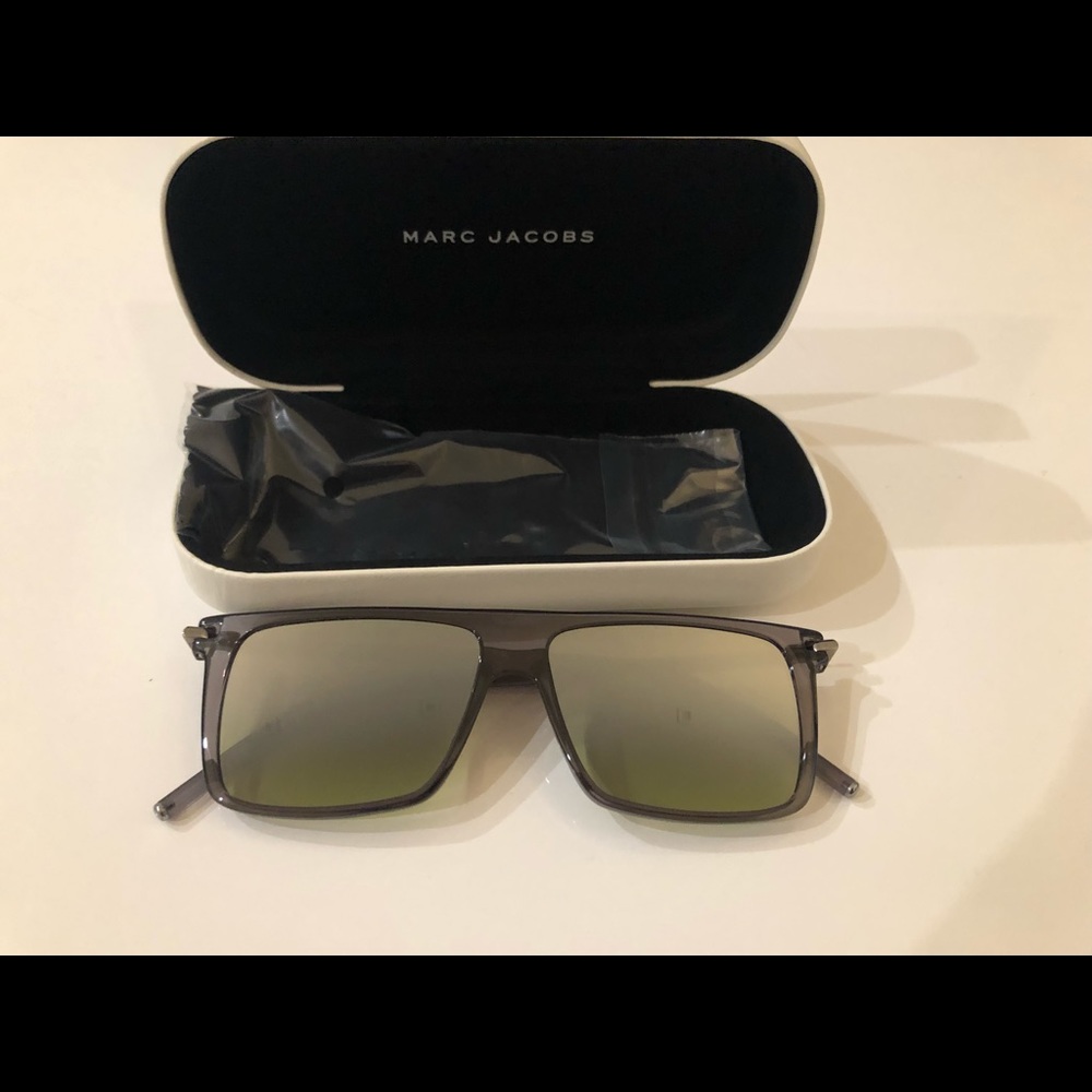 Marc Jacobs sunglasses